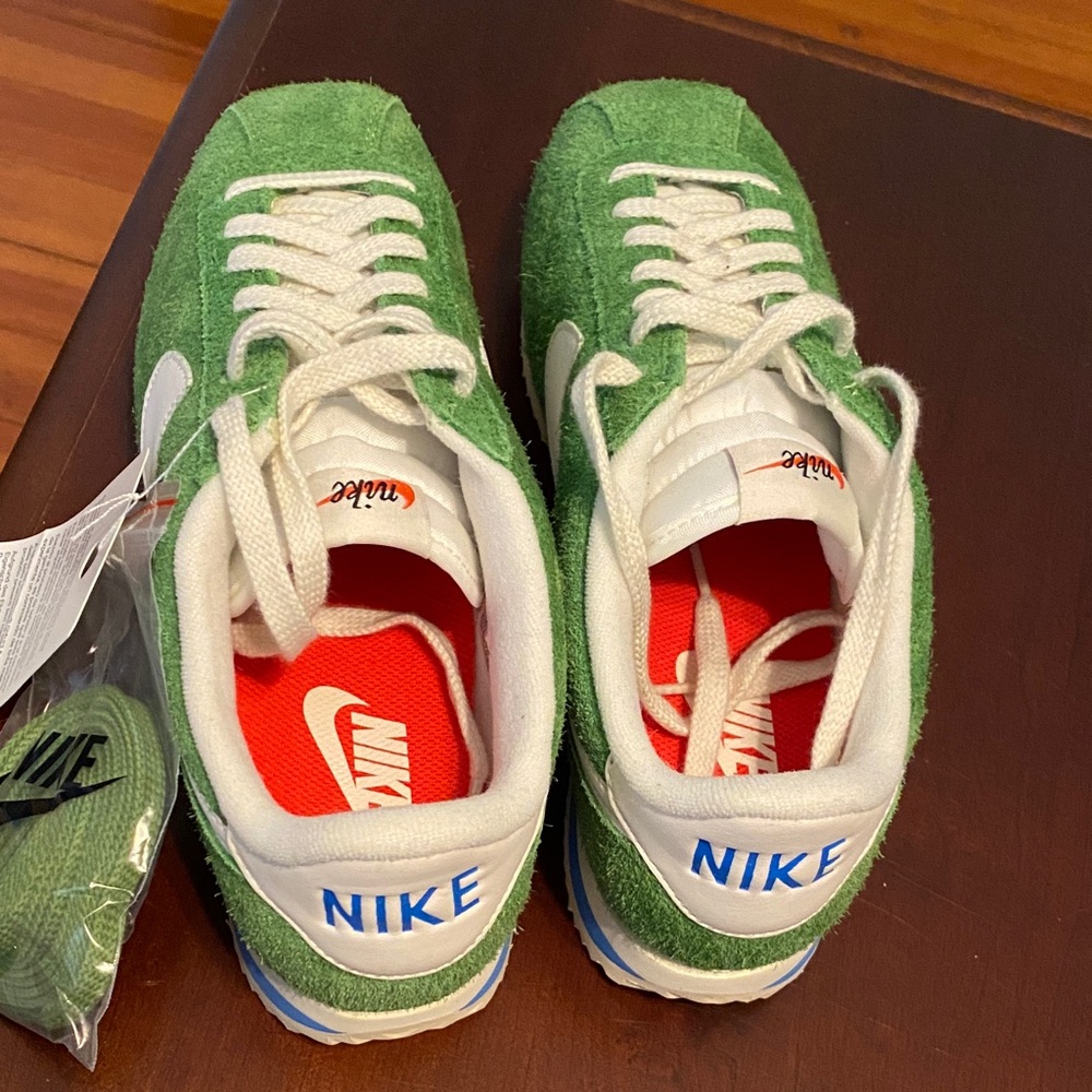 Nike Green and White Women's Sneakers